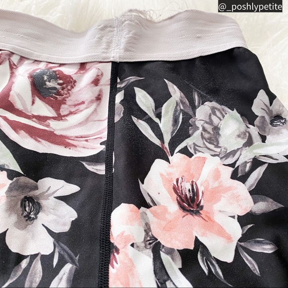 Zella flower detail wide band 7/8 leggings & sports bra workout activewear  set - Picture 10 of 14